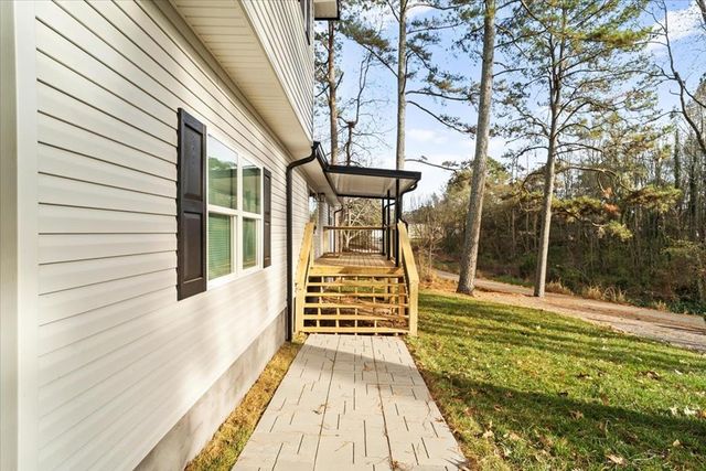 136 Wiltshire Drive, Dalton, GA 30721