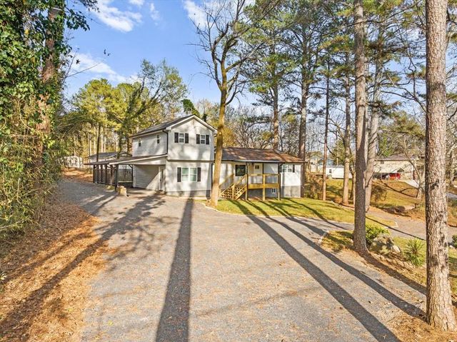 136 Wiltshire Drive, Dalton, GA 30721