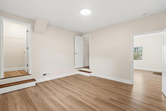 136 Wiltshire Drive, Dalton, GA 30721