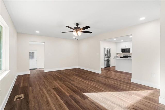 136 Wiltshire Drive, Dalton, GA 30721