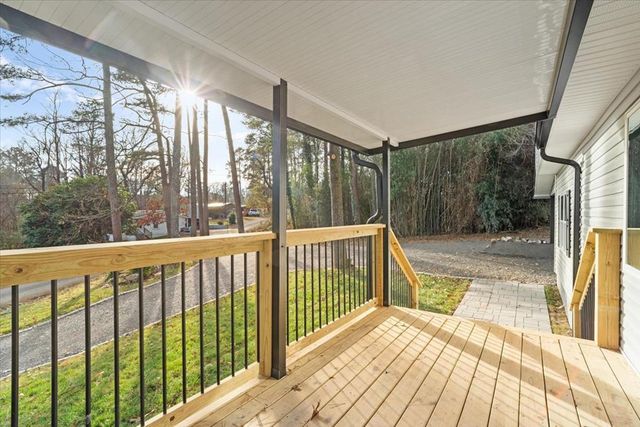 136 Wiltshire Drive, Dalton, GA 30721