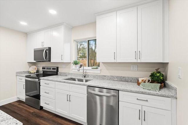 136 Wiltshire Drive, Dalton, GA 30721