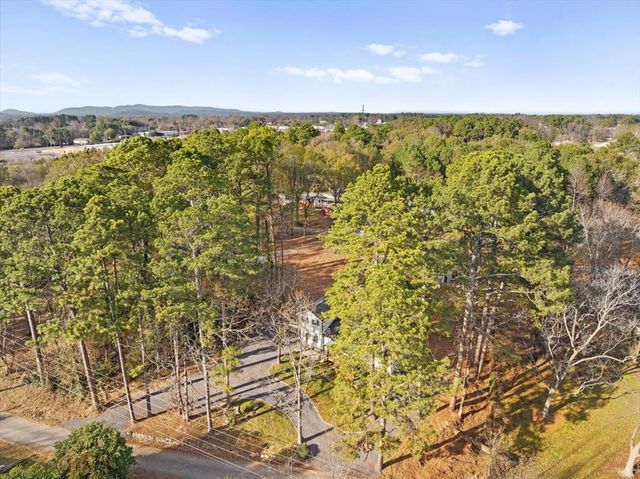 136 Wiltshire Drive, Dalton, GA 30721