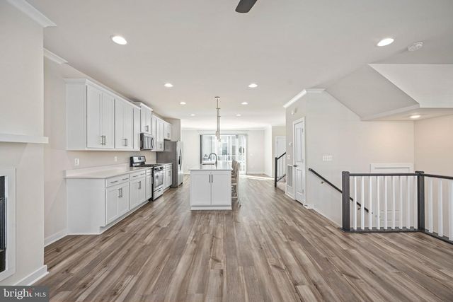 116 BEATSON ST, Fredericksburg, VA 22401