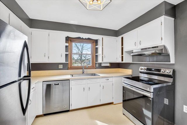 5152 Felland Road, Madison, WI 53718