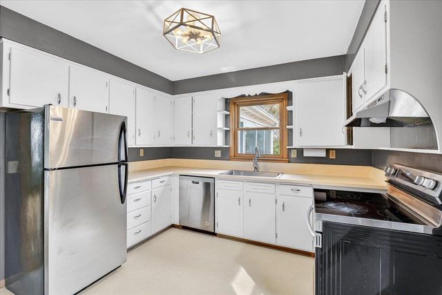 5152 Felland Road, Madison, WI 53718