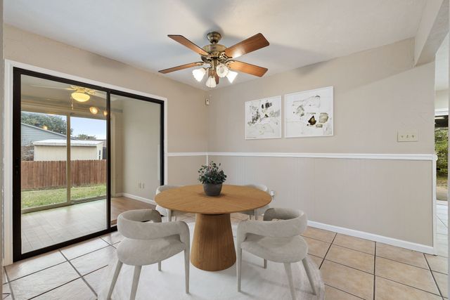 5588 Squires Drive, The Colony, TX 75056