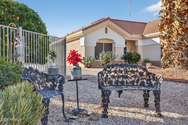14321 W GUNSIGHT Drive, Sun City West, AZ 85375