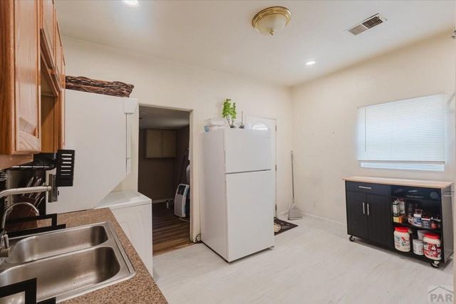 909 E 5th St, Pueblo, CO 81001