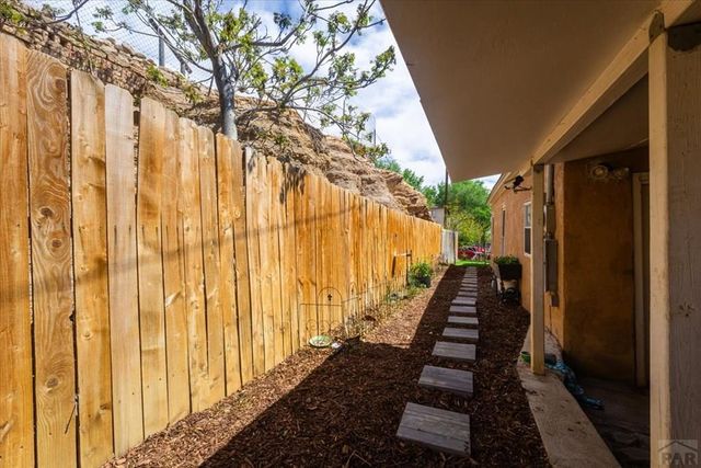 909 E 5th St, Pueblo, CO 81001