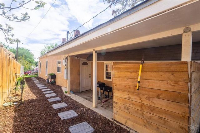 909 E 5th St, Pueblo, CO 81001