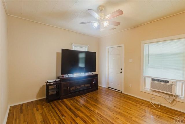 909 E 5th St, Pueblo, CO 81001