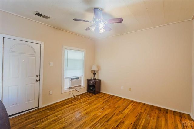 909 E 5th St, Pueblo, CO 81001