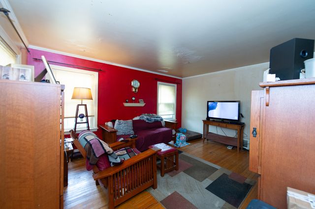 2030 S 17th Avenue, Broadview, IL 60155