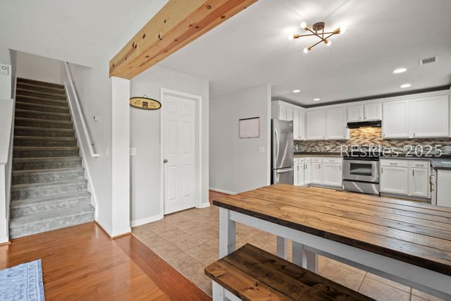 8 Waccamaw Way, Beaufort, SC 29906