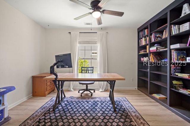 8 Waccamaw Way, Beaufort, SC 29906