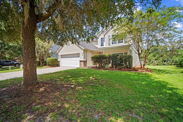 8 Waccamaw Way, Beaufort, SC 29906