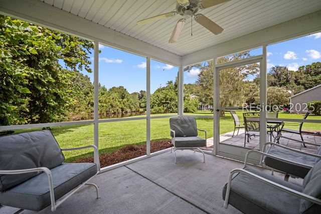 8 Waccamaw Way, Beaufort, SC 29906