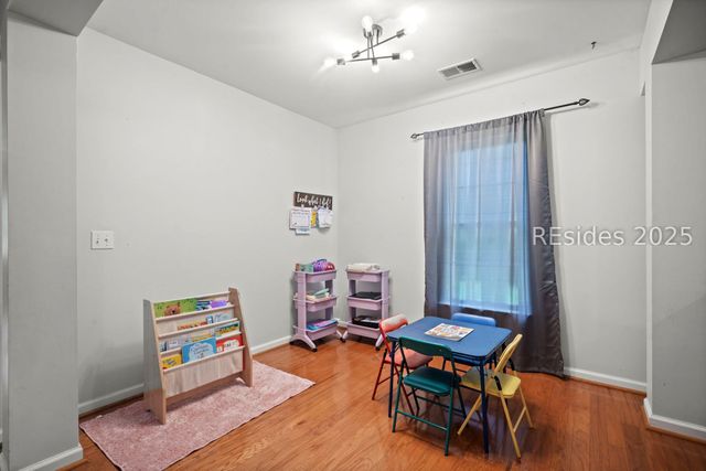 8 Waccamaw Way, Beaufort, SC 29906