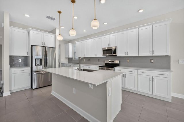 2923 BELIEVE IN YOURSELF COURT, Clermont, FL 34714
