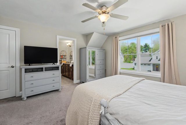 165 Shore Drive, Nashua, NH 03062
