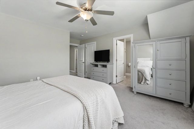 165 Shore Drive, Nashua, NH 03062