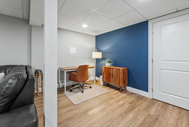 165 Shore Drive, Nashua, NH 03062