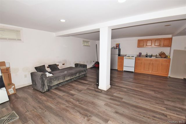 468 Keller Avenue, Elmont, NY 11003