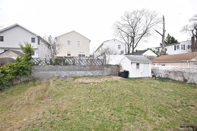 468 Keller Avenue, Elmont, NY 11003