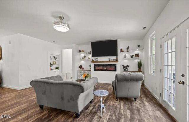 65 Soggy Bottom Trail, Zebulon, NC 27597