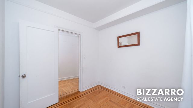 250 Cabrini Blvd Apt 3F, New York City, NY 10033