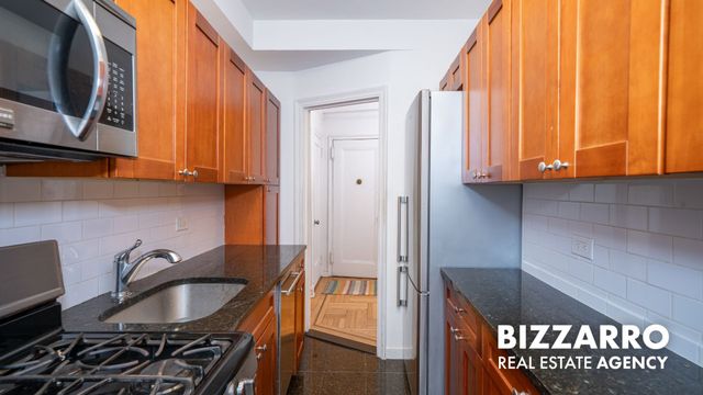 250 Cabrini Blvd Apt 3F, New York City, NY 10033