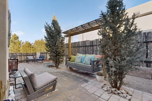 36 Caballo Viejo, Santa Fe, NM 87508