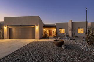 36 Caballo Viejo, Santa Fe, NM 87508