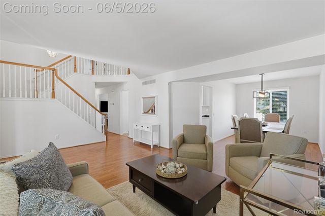 1661 Scio Ridge Road, Scio Township, MI 48103