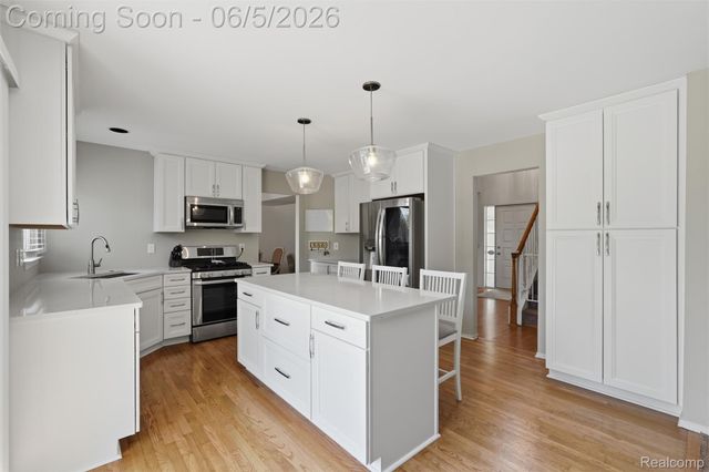 1661 Scio Ridge Road, Scio Township, MI 48103