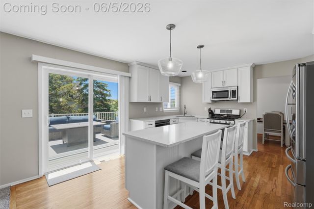 1661 Scio Ridge Road, Scio Township, MI 48103
