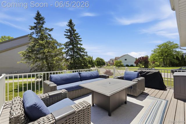 1661 Scio Ridge Road, Scio Township, MI 48103