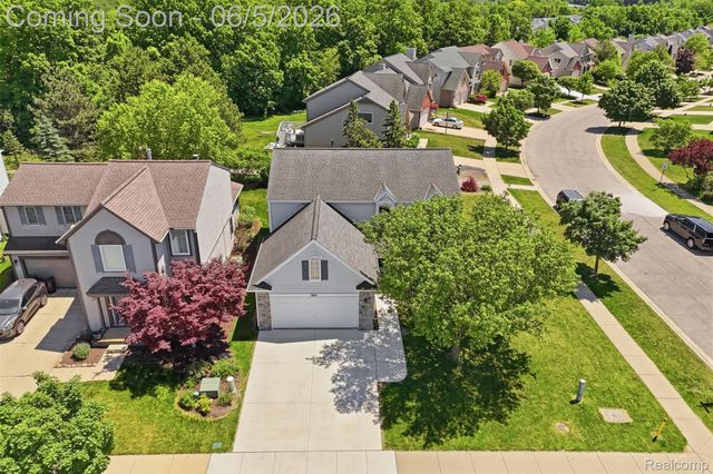 1661 Scio Ridge Road, Scio Township, MI 48103