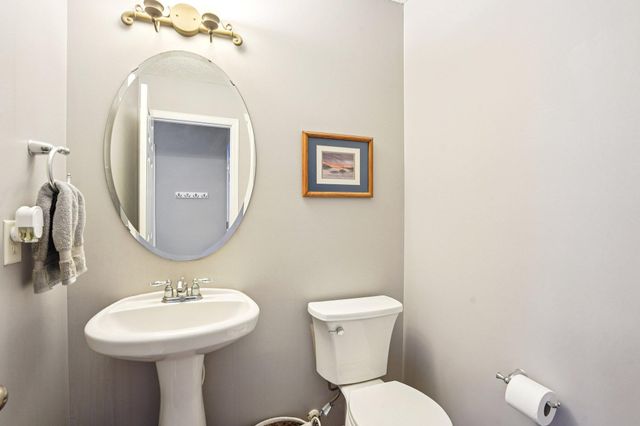 15583 Crab Apple Lane, Eden Prairie, MN 55347