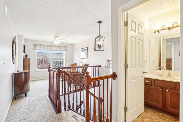 15583 Crab Apple Lane, Eden Prairie, MN 55347