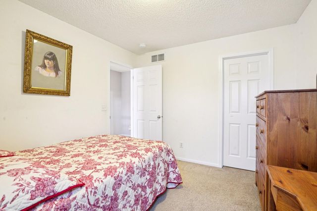 15583 Crab Apple Lane, Eden Prairie, MN 55347