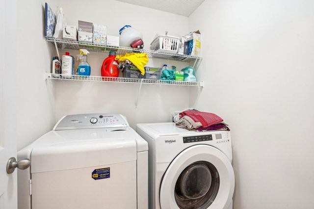 15583 Crab Apple Lane, Eden Prairie, MN 55347