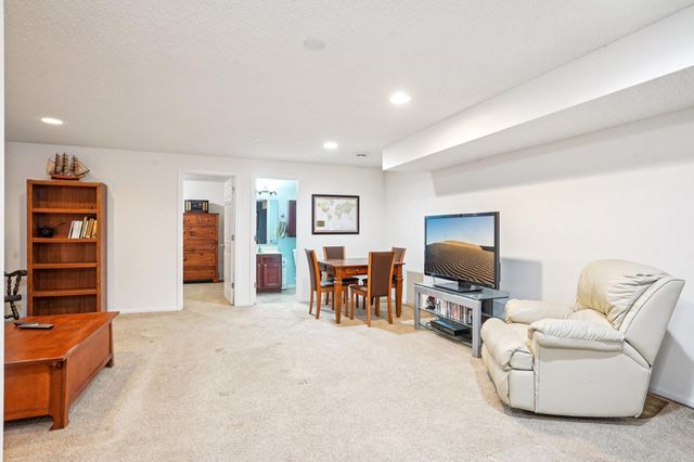 15583 Crab Apple Lane, Eden Prairie, MN 55347