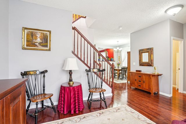 15583 Crab Apple Lane, Eden Prairie, MN 55347