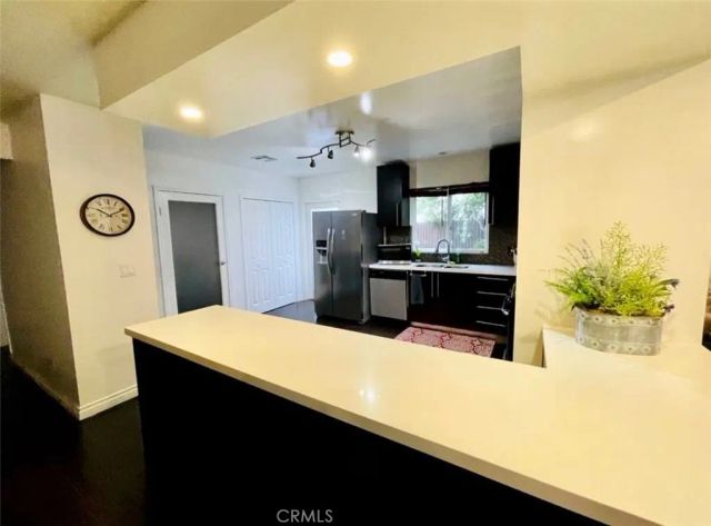 5543 Sylvia, Tarzana, CA 91356