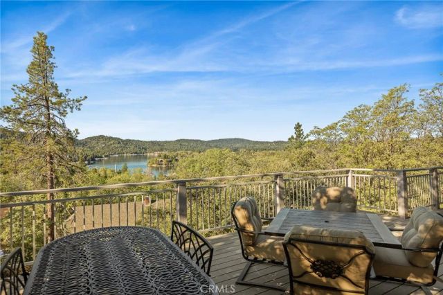 1184 Acadia, Lake Arrowhead, CA 92352