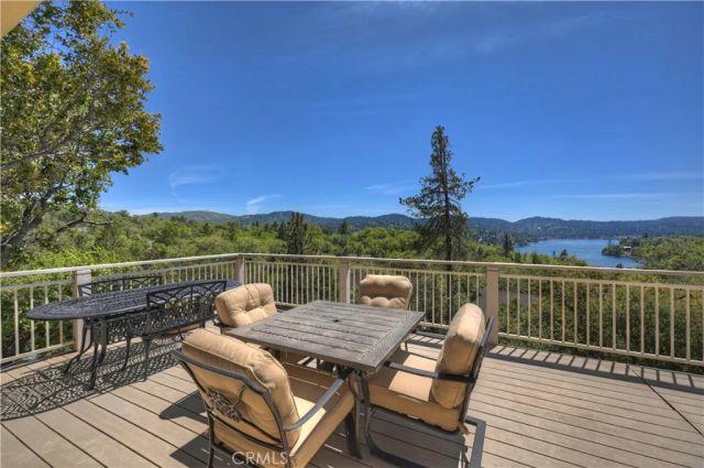 1184 Acadia, Lake Arrowhead, CA 92352