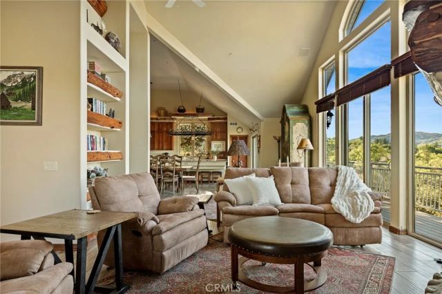 1184 Acadia, Lake Arrowhead, CA 92352
