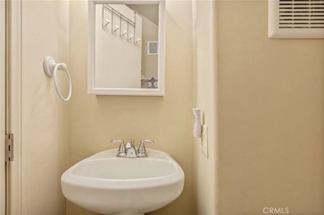1184 Acadia, Lake Arrowhead, CA 92352